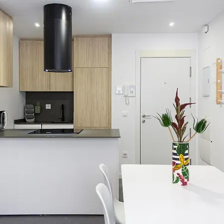 Apartment Bajo Moderno En El Centro De